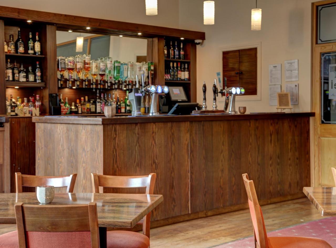 Allerton Court Hotel 3*